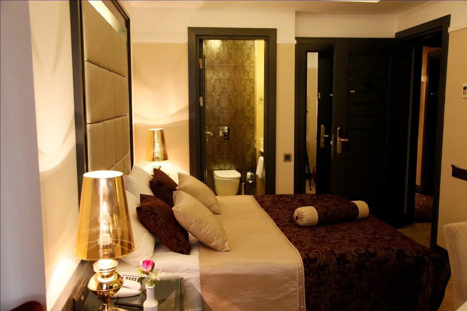 Mirilayon Hotel - Old Town Istanbul Turkey
